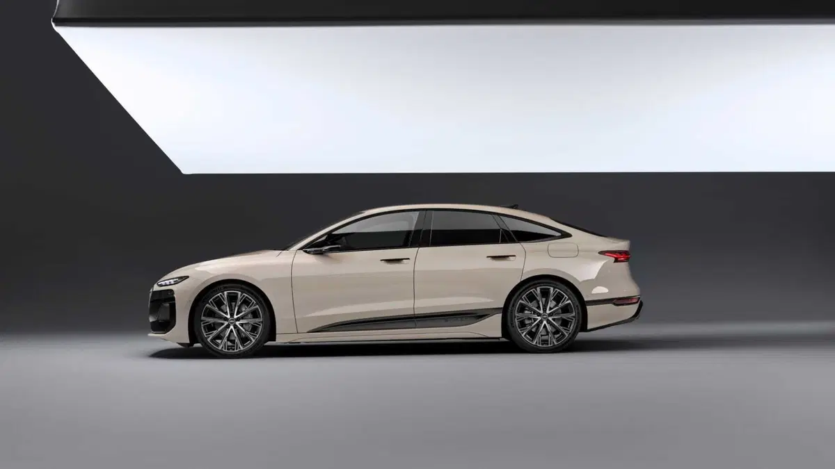 Audi A6 Sportback e-tron (2024-->>) (5)