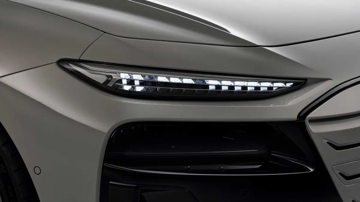 Audi A6 Sportback e-tron (2024-->>) (15)