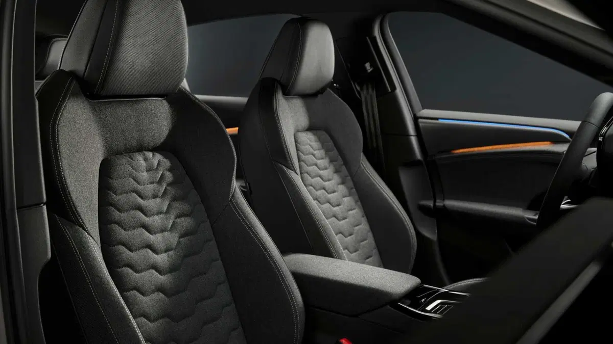 Audi A6 Sportback e-tron (2024-->>) (10)