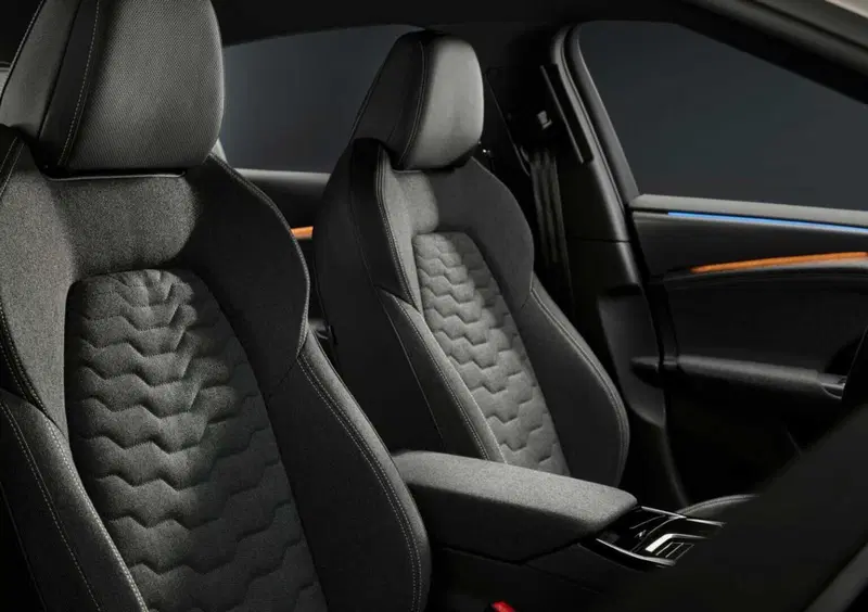 Audi A6 Sportback e-tron (10)