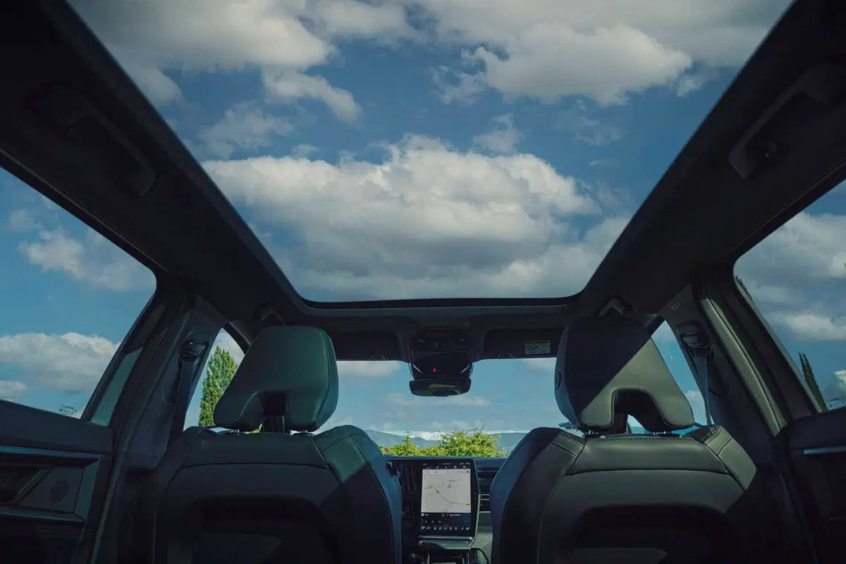 Nuova Renault Austral: il restyling parla la lingua di Cupra (7)