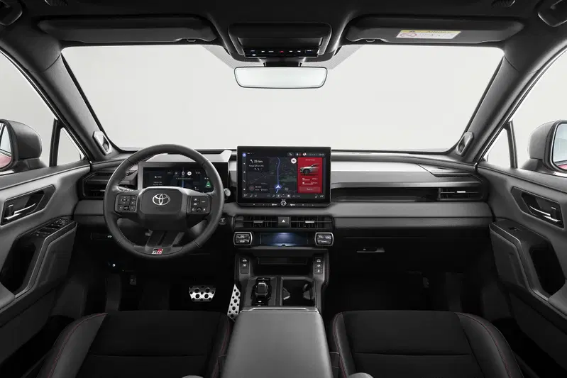 Gli interni della nuova Toyota RAV4 GR SPORT