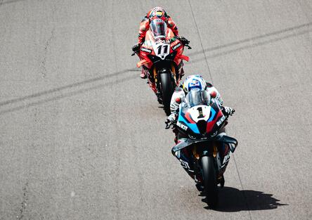 DopoGP SBK Repubblica Ceca: Toprak e Bulega fanno un altro sport? Intanto Pirelli lascia! DIRETTA 18 [VIDEO]