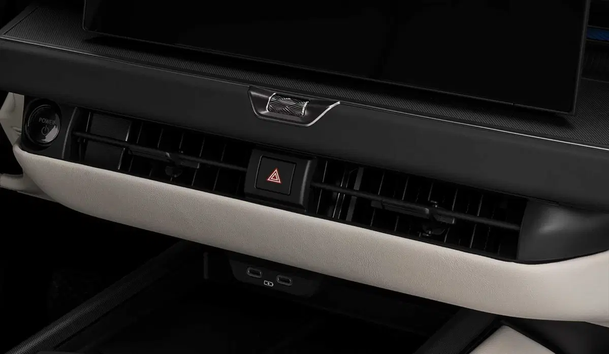Lexus ES 2026: la nuova generazione ripensa i pulsati della plancia [VIDEO] (41)