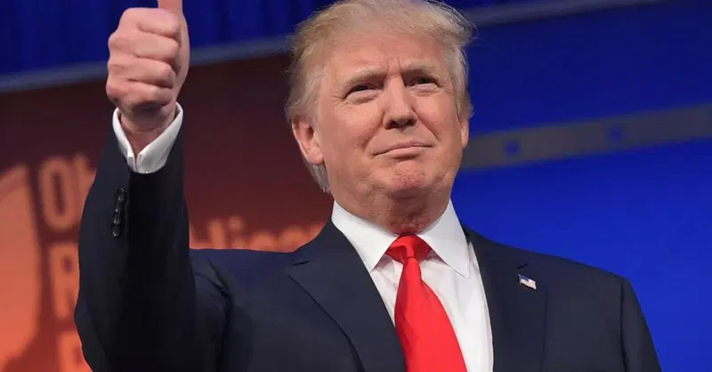 Trump: questo dispositivo sar&agrave; vietato in auto, perch&eacute; tutti lo odiano