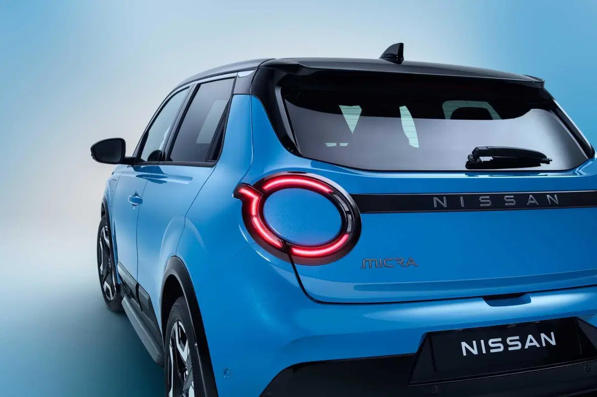 Nissan Micra 2025, come la R5 ma diversa, ecco le foto e le caratteristiche tecniche (6)