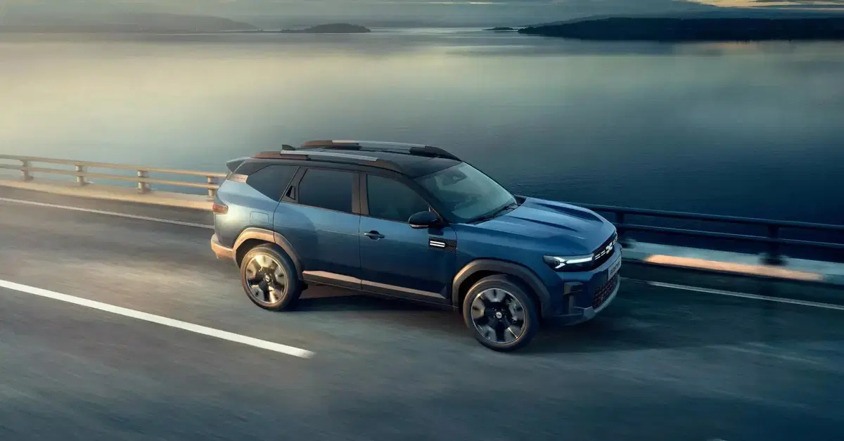 La Dacia Bigster G-140 va da Milano a Palermo senza fermarsi. Turbo, Mild Hybrid e GPL