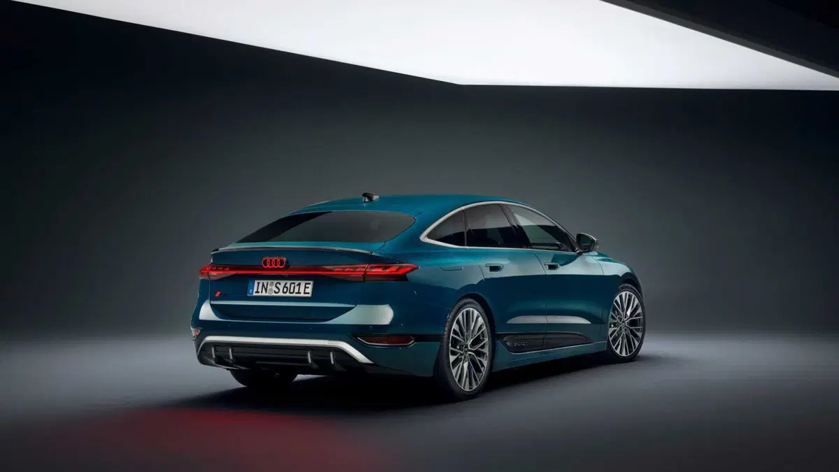 Audi S6 Sportback e-tron (4)