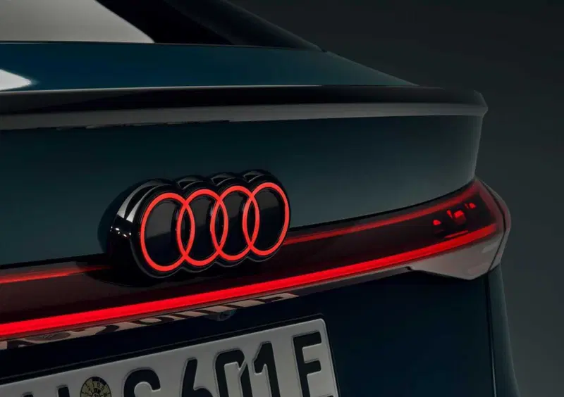 Audi S6 Sportback e-tron (13)