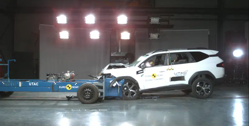 Crash test frontale