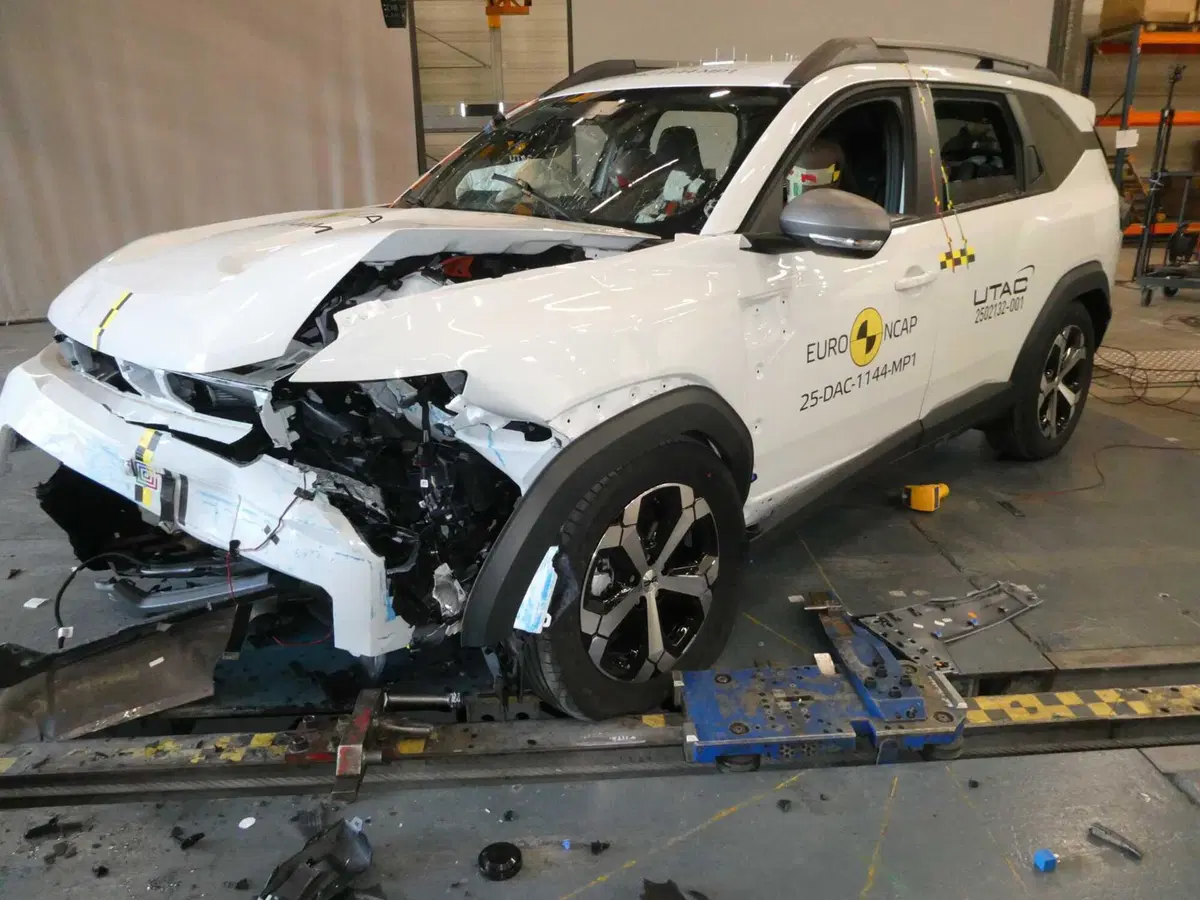 Dacia Bigster: perché solo tre stelle nei crash test? I punti deboli dell'Euro NCAP  (8)
