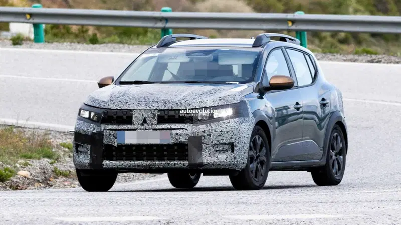 Dacia Sandero 2026: il restyling porta pi&ugrave; sostanza, ma sempre al miglior prezzo [Foto Spia] 