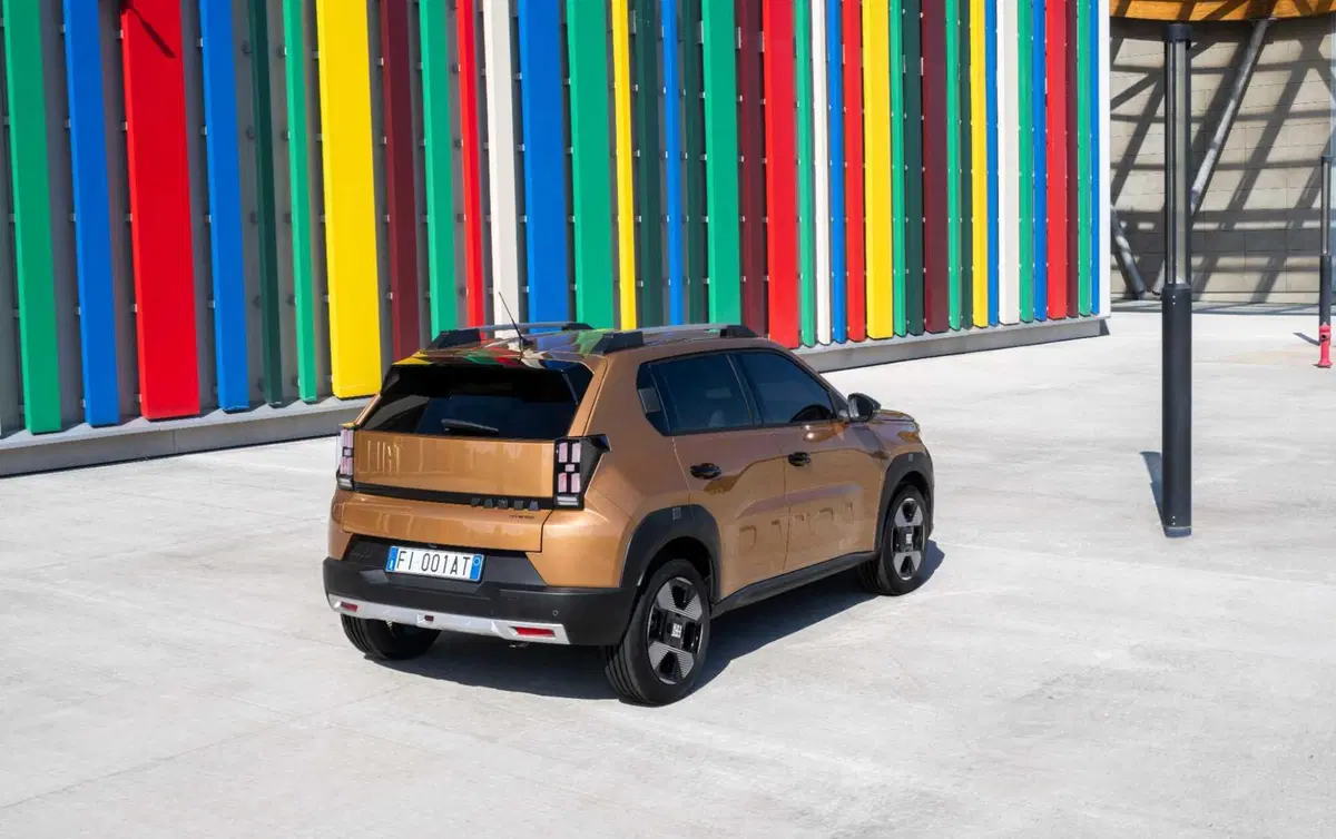 Fiat Panda ibrida: sarà il modello per tutti, ecco come va su strada [VIDEO] (14)