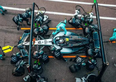 F1. Mercedes affonda a Monaco: la frustrazione di Wolff tra penalità e strategie fallite, ma si pensa già a Barcellona