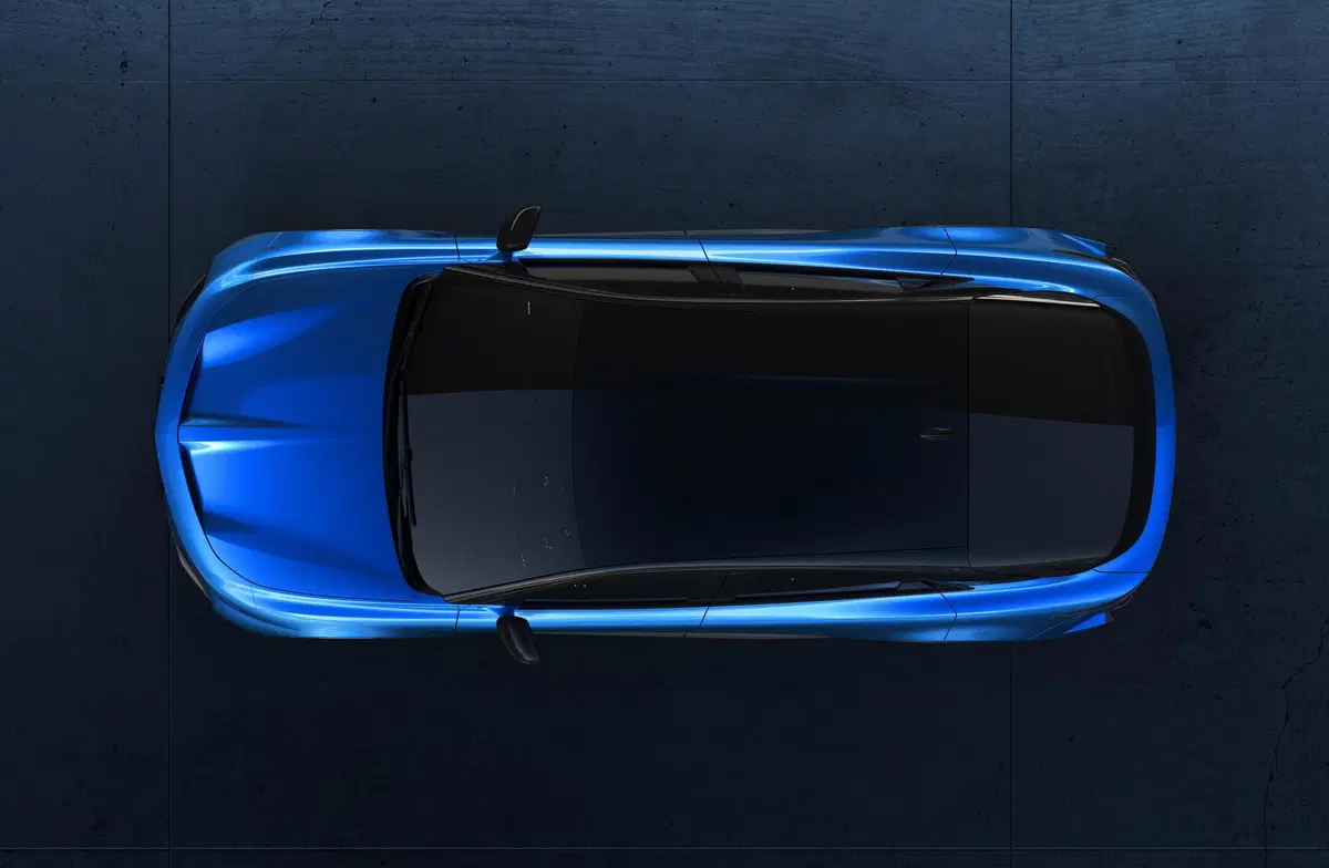 Alpine A390: la fastback elettrica che porta la guida da corsa su strada, con eleganza sartoriale [VIDEO] (9)