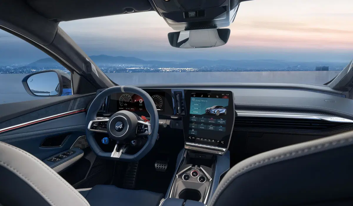 Alpine A390: la fastback elettrica che porta la guida da corsa su strada, con eleganza sartoriale [VIDEO] (19)