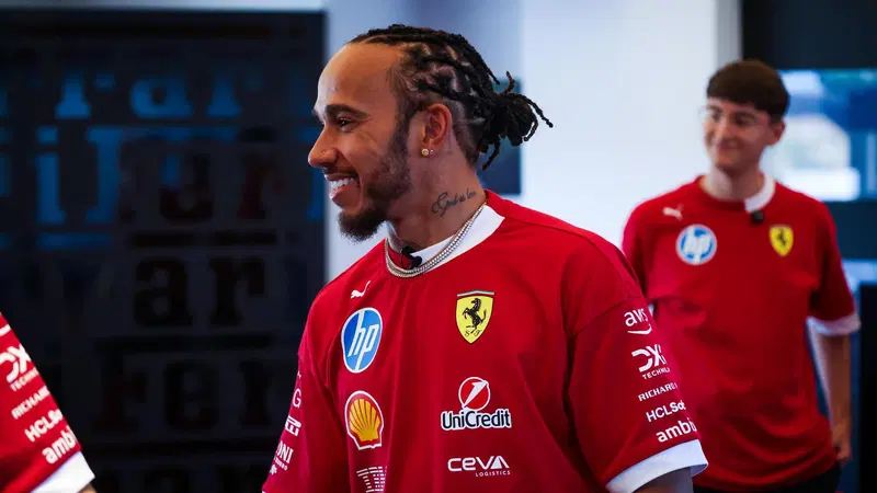 F1. GP Spagna, Hamilton: "Rapporto con Adami &egrave; ottimo, solo speculazioni. La nuova direttiva tecnica? Un cerotto per un regolamento mal progettato"