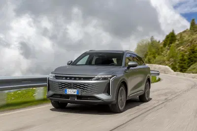 Omoda 9: la D-Suv Full Optional da 537 Cv e 650 Nm | Prova, caratteristiche e prezzi [VIDEO]