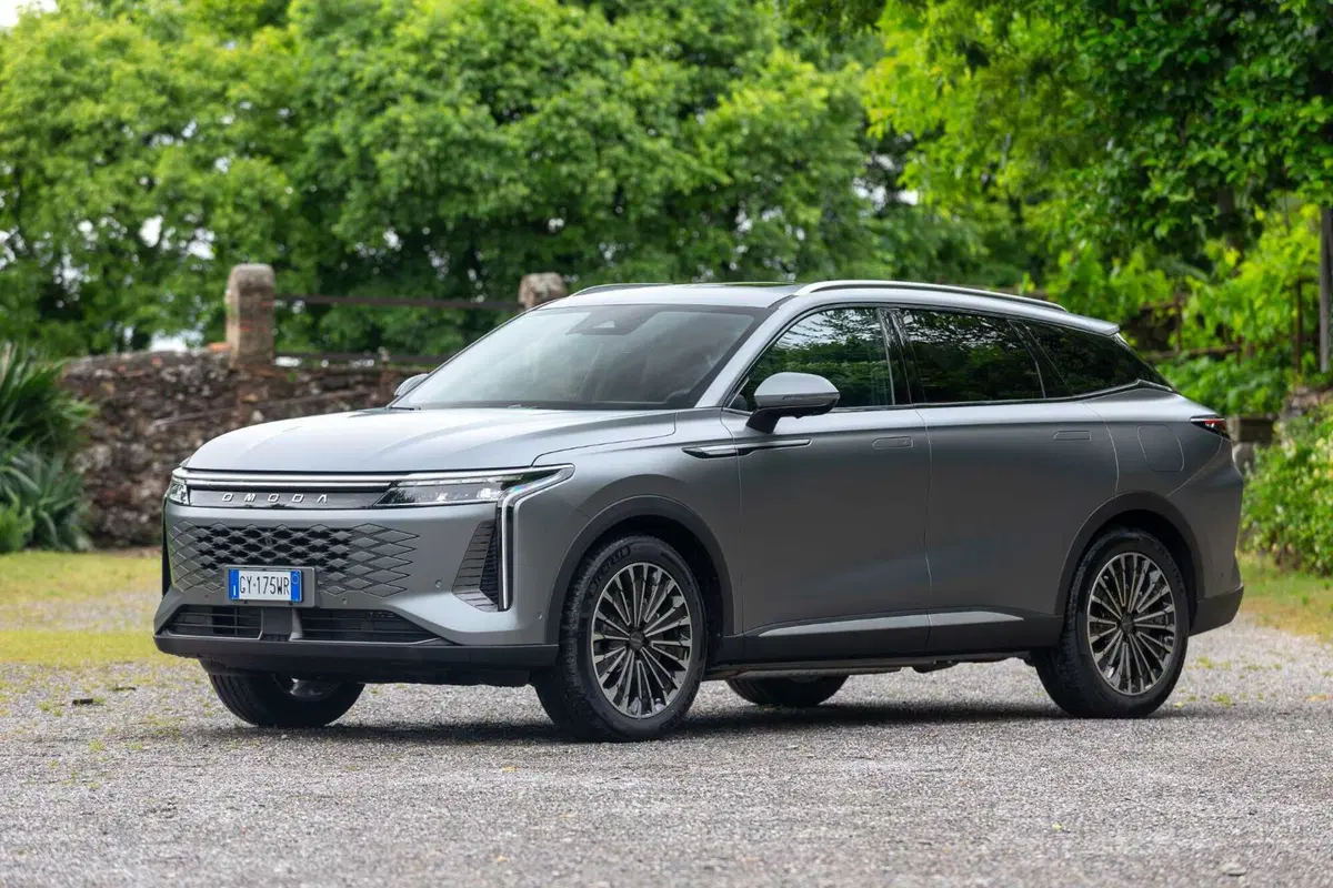 Omoda 9: la D-Suv Full Optional da 537 Cv e 650 Nm | Caratteristiche e prezzo [VIDEO]