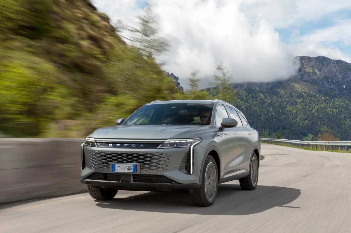 Omoda 9: la D-Suv Full Optional da 537 Cv e 650 Nm | Caratteristiche e prezzo [VIDEO] (13)