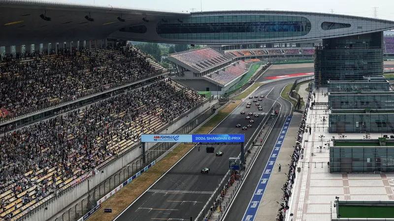 Formula E. Rowland si avvicina al titolo in Cina: ecco gli orari e dove guardare gli E-Prix di Shanghai 2025