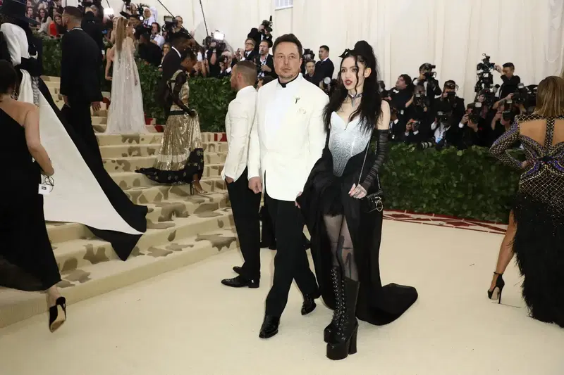 Elon Musk e l'artista Grimes