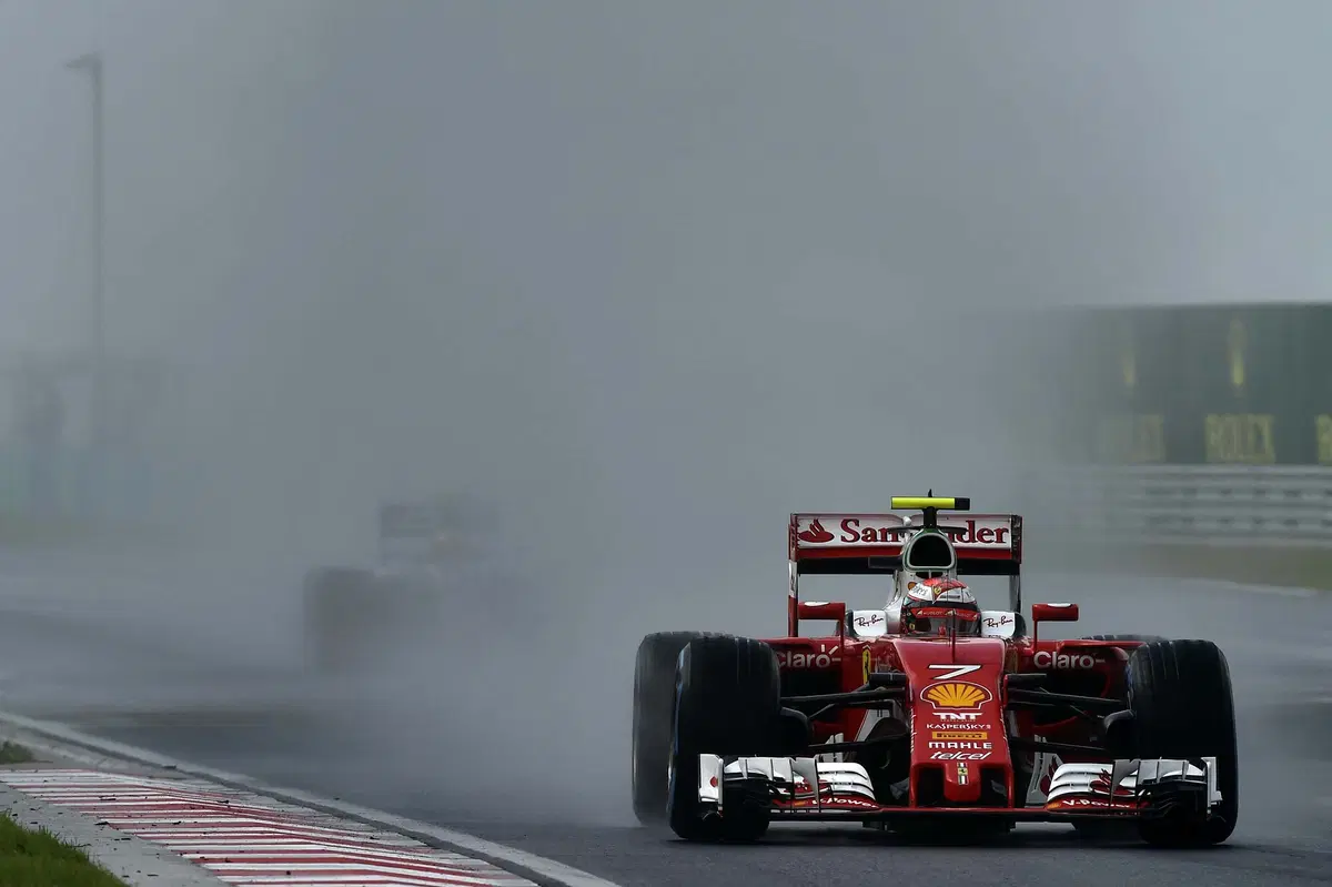 F1, Gp Ungheria 2016: pole per Rosberg