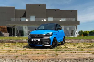 Ligier JS50 2025: il quadriciclo che si guida dai 14 anni diesel ed elettrico | Prova, prezzi e caratteristiche [VIDEO]