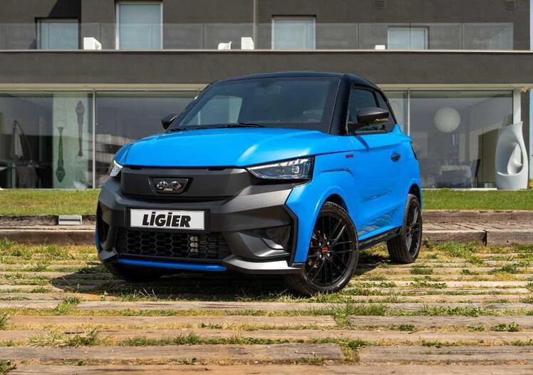 Ligier JS50 2025: il quadriciclo che si guida dai 14 anni diesel ed elettrico | Prova, prezzi e caratteristiche [VIDEO]
