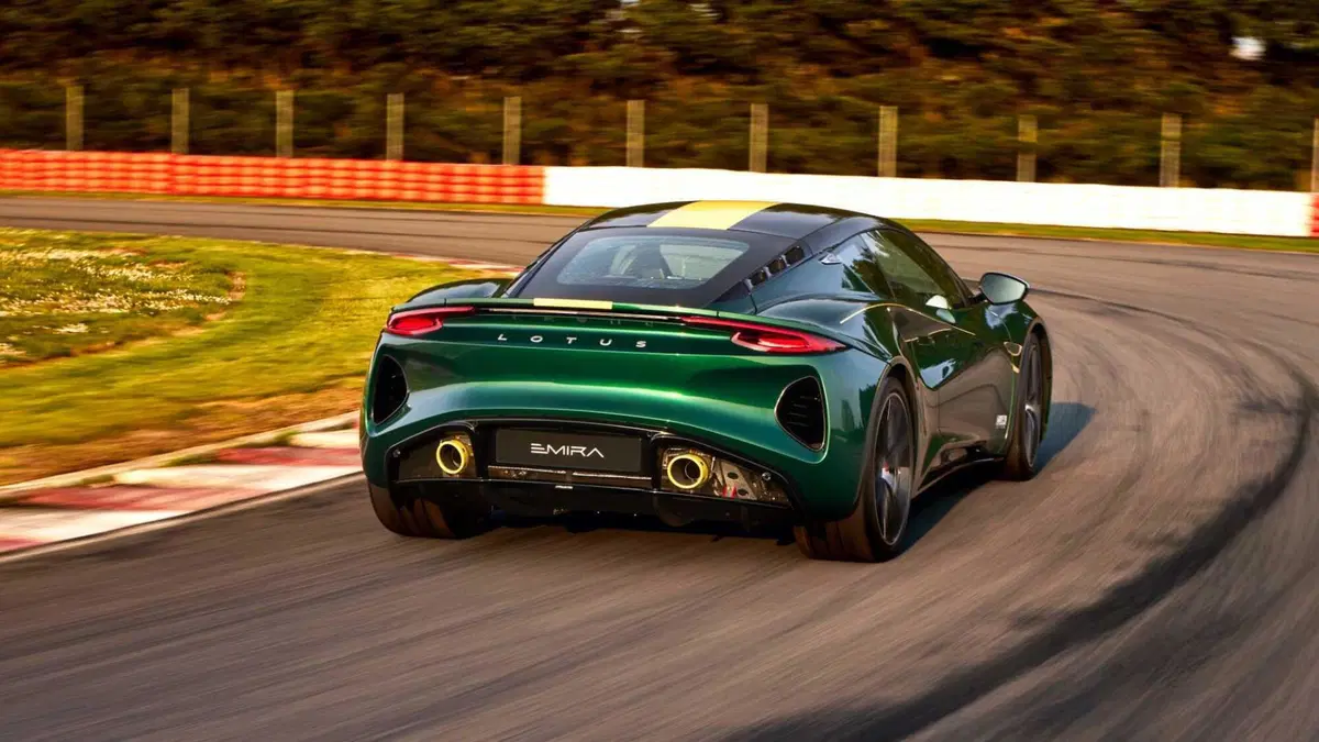 Lotus Emira 3.5 V6 Clark Edition (8)
