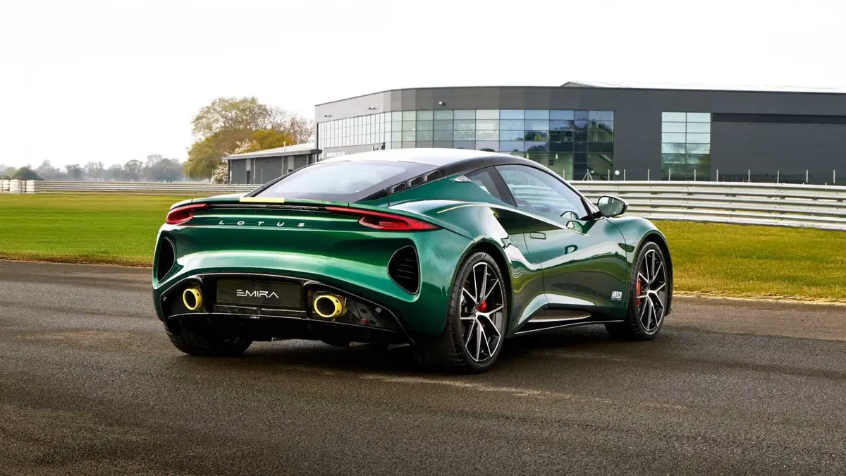 Lotus Emira 3.5 V6 Clark Edition (2)