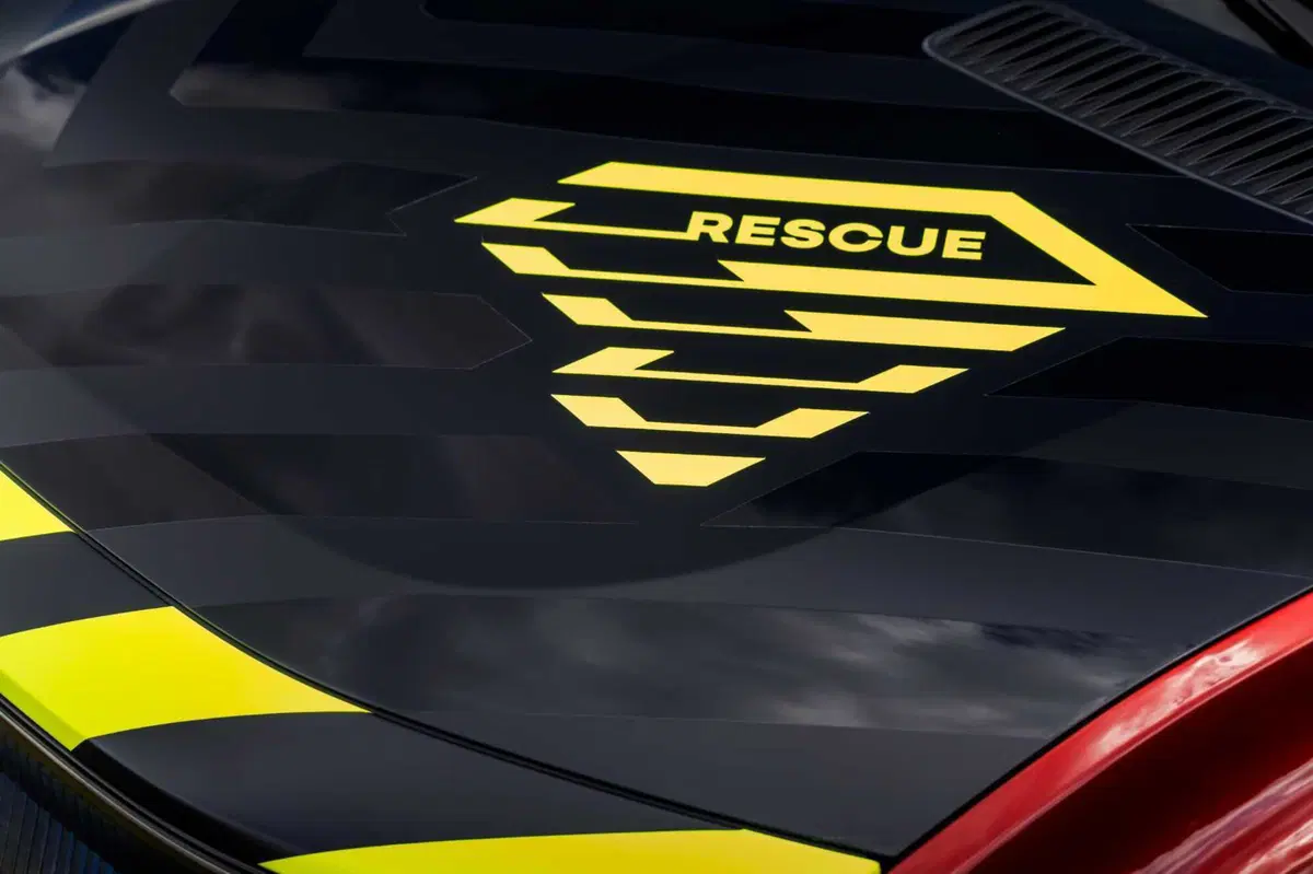 Renault Vision 4RESCUE: la demo-car elettrica per i soccorsi d’emergenza (12)