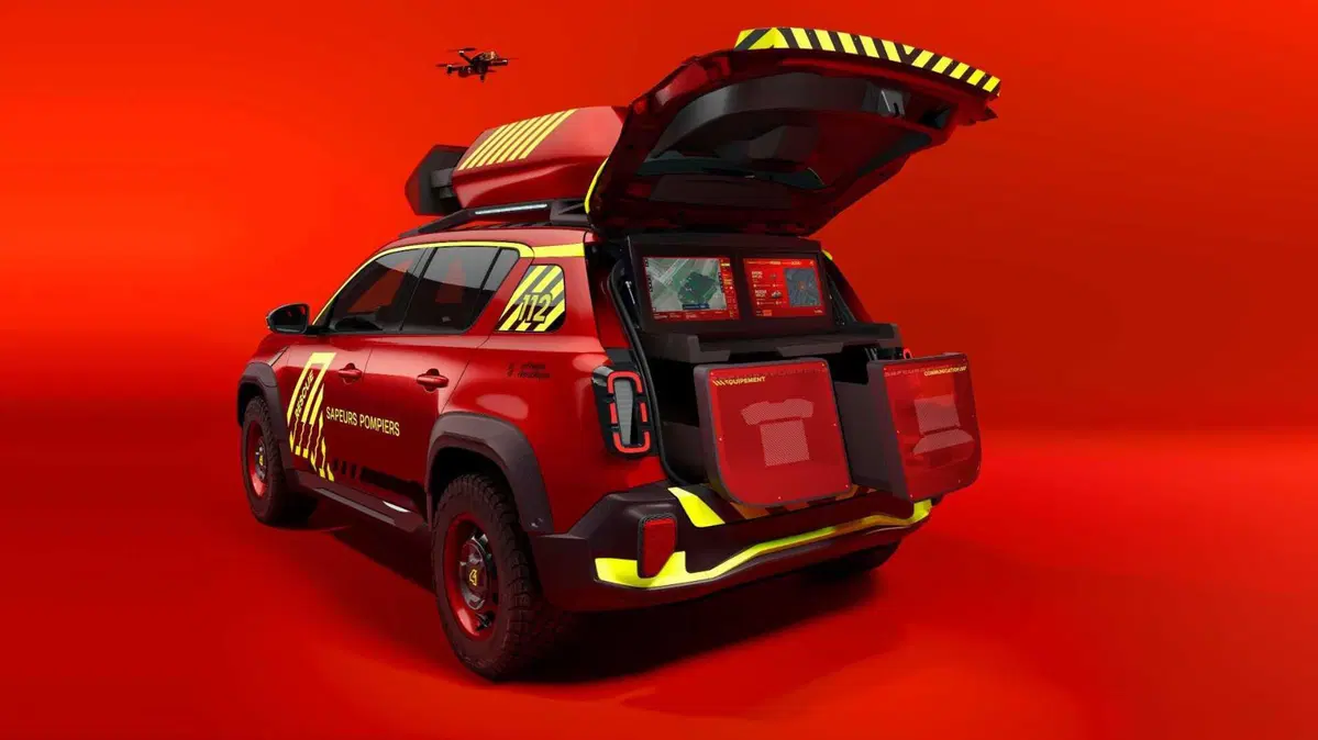 Renault Vision 4RESCUE: la demo-car elettrica per i soccorsi d’emergenza (34)