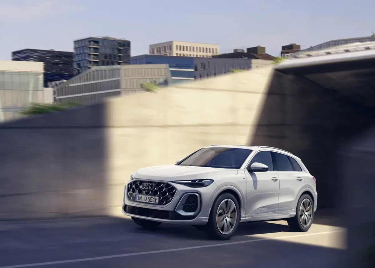 Audi Q5: debutta la e-hybrid con autonomia da record | Prezzi e caratteristiche  (4)