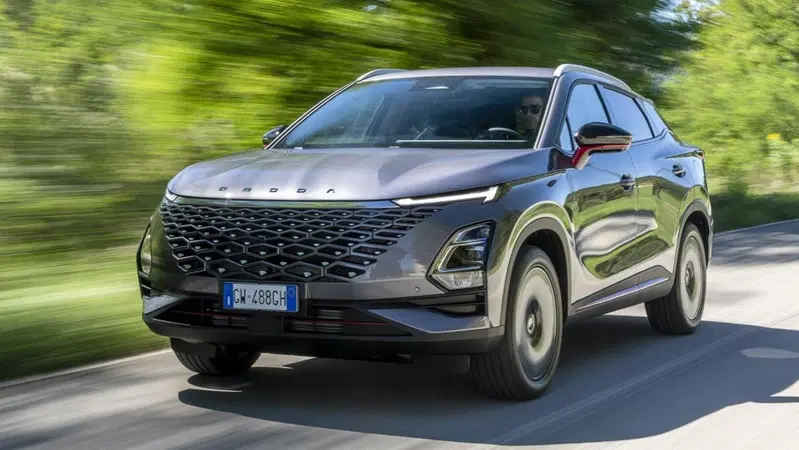 Omoda 5: arriva l'allestimento essenziale, al prezzo pi&ugrave; basso di sempre (e anche GPL)