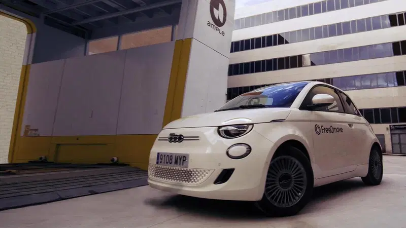 Fiat: arrivano le batterie intercambiabili in 5 minuti per la 500e, come il battery swap di NIO [VIDEO]