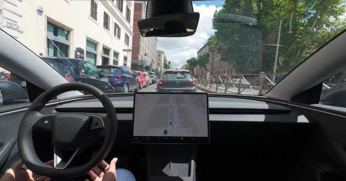 Tesla sfida il traffico di Roma: la guida autonoma sbarca in Italia [VIDEO]