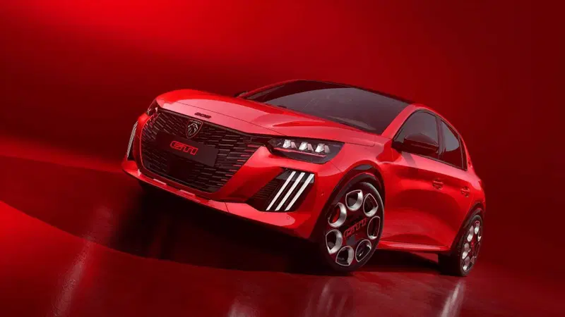 Nuova Peugeot E-208 GTi: la casa francese rilancia il mito, ma con le batterie...