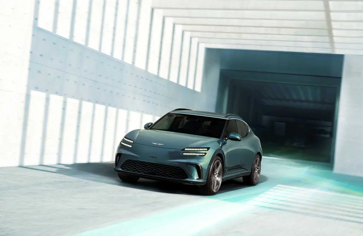 Genesis gv60 (2)