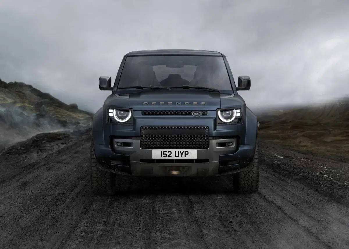 Land Rover Defender 2025 OCTA