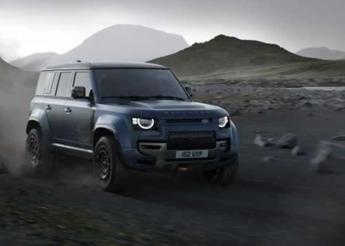 Land Rover Defender 2025 OCTA (3)