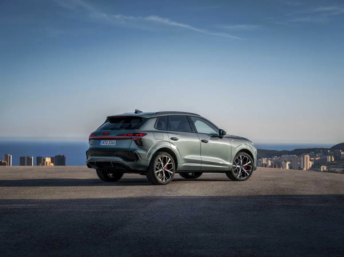 Audi Q3 2025: tutta nuova la suv media, caratteristiche, dotazioni , tecnologia e prezzi (7)