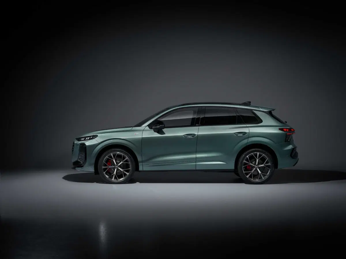 Audi Q3 2025: tutta nuova la suv media, caratteristiche, dotazioni , tecnologia e prezzi (20)