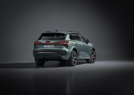 Audi Q3 2025: tutta nuova la suv media e hai visto quanto hanno ridotto il prezzo?