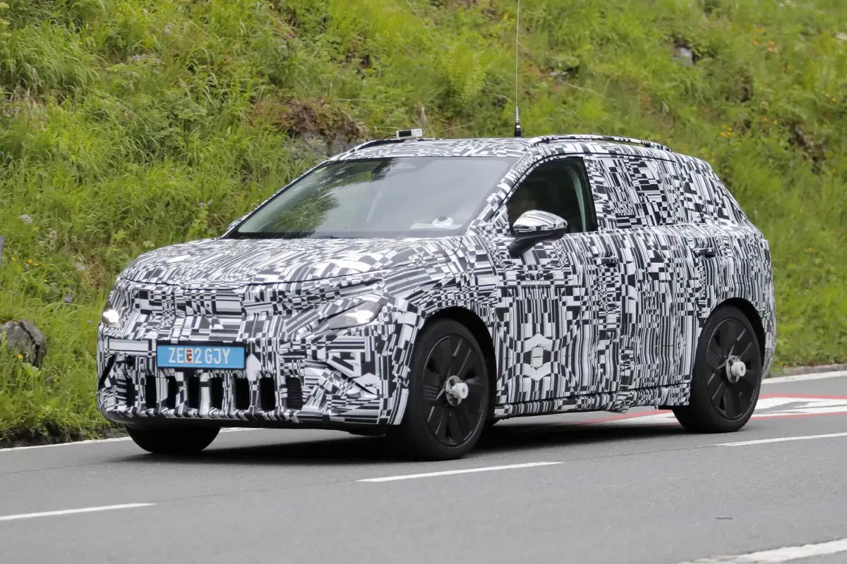 Skoda Epiq: avvistato il SUV urbano 100% elettrico che costerà circa 25.000 euro (14)