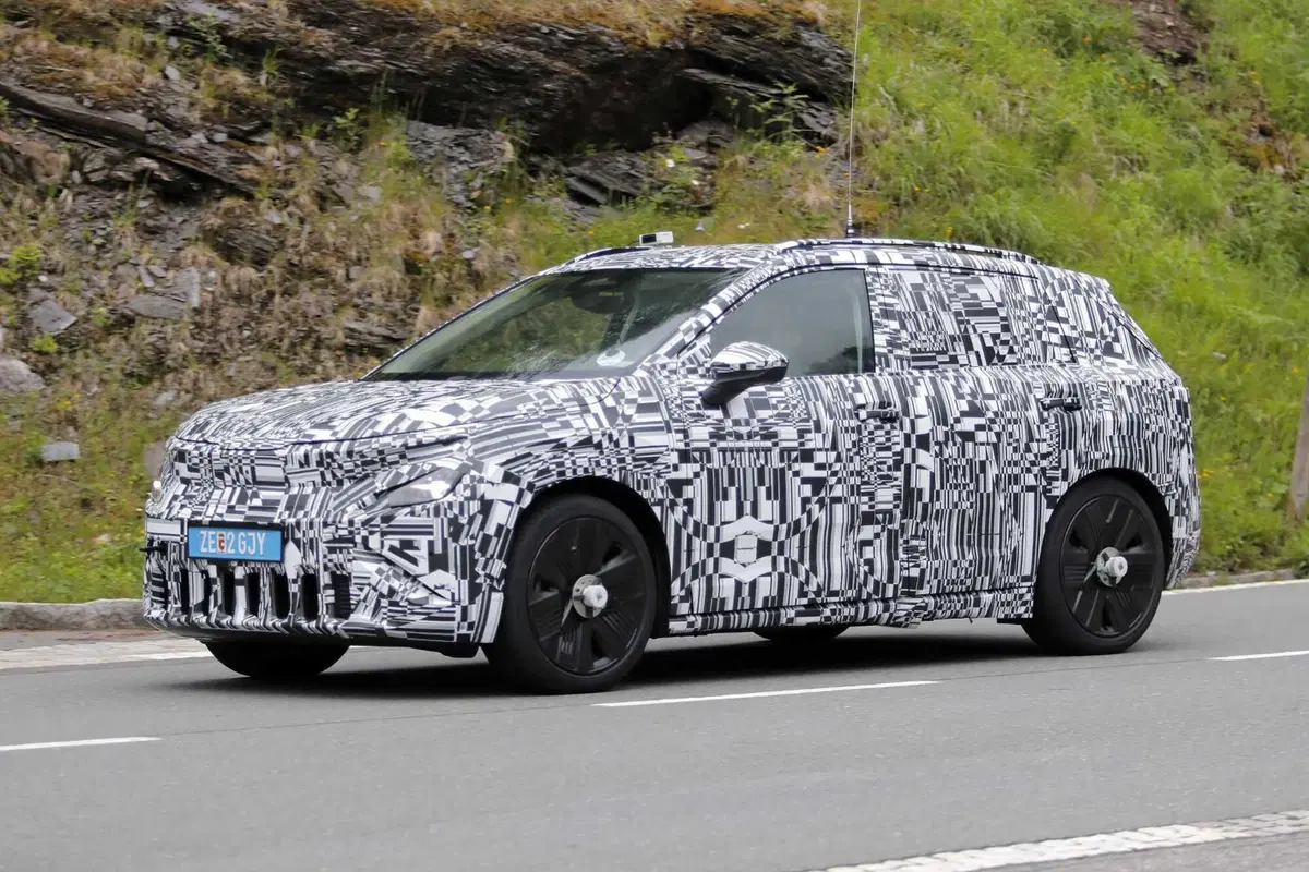 Skoda Epiq: avvistato il SUV urbano 100% elettrico che costerà circa 25.000 euro (15)