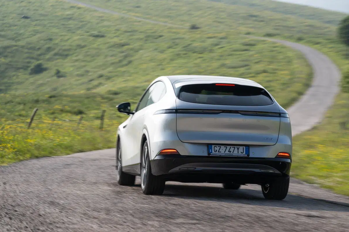 Nuove auto cinesi in arrivo: XPeng G6 e G9 sono ufficialmente in Italia | Prezzi, allestimenti e caratteristiche  (2)