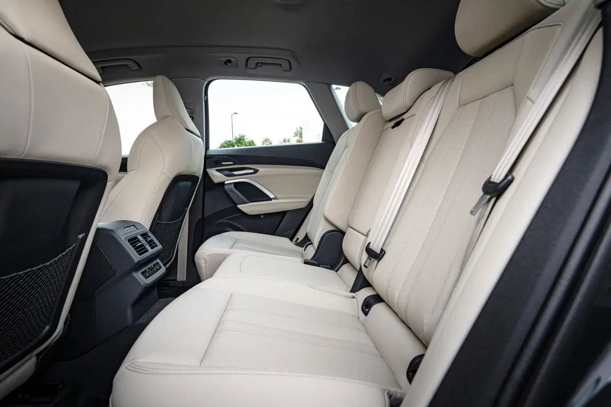 Tutte le immagini di nuova Audi Q5 e SQ5 SUV (21)