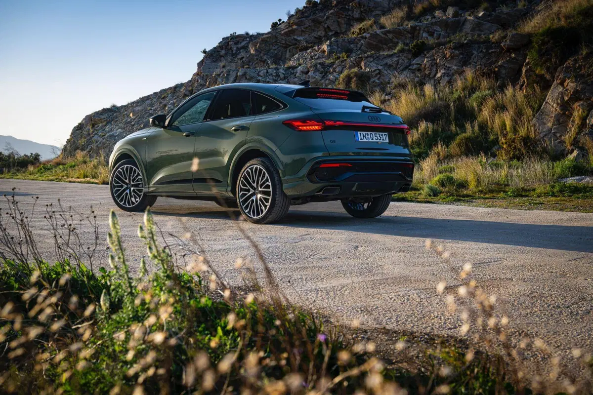 Tutte le immagini di nuova Audi Q5 e SQ5 Sportback (15)