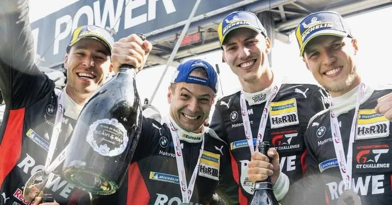 Marciello vince la 24 Ore del N&uuml;rburgring 2025 con la BMW di Rowe, Cairoli sul podio: l&rsquo;Italia brilla nell&rsquo;Eifel